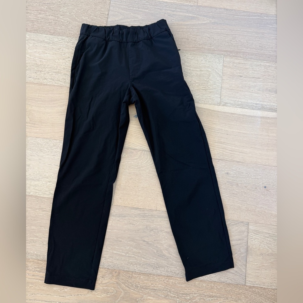 Vuori Women's Black Ankle Pants size XS